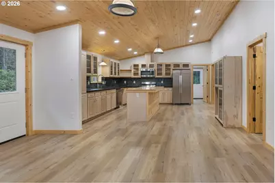 45721 Highway 101, Langlois, OR 97450 - Photo 11