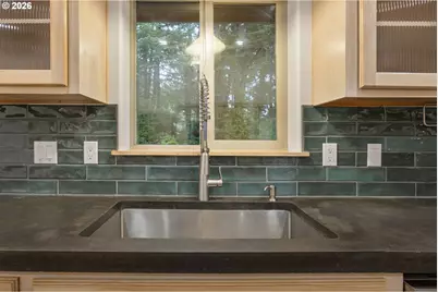 45721 Highway 101, Langlois, OR 97450 - Photo 15