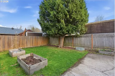 8730 NE Wygant St, Portland, OR 97220 - Photo 33