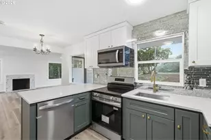 660 NW Norwood St, Camas, WA 98607 - Photo 13