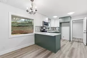 660 NW Norwood St, Camas, WA 98607 - Photo 9