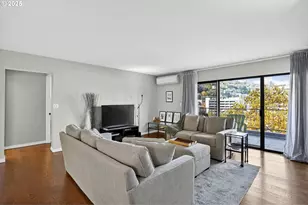 2211 SW 1st Ave, Portland, OR 97201 - Photo 9