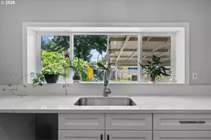 2225 SE 181st Ave, Portland, OR 97233 - Photo 11
