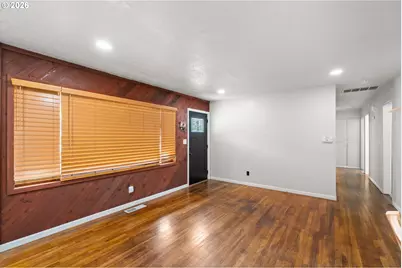 2225 SE 181st Ave, Portland, OR 97233 - Photo 7