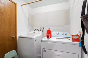 2225 SE 181st Ave, Portland, OR 97233 - Photo 33