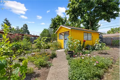2225 SE 181st Ave, Portland, OR 97233 - Photo 45