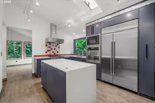 755 SW Chestnut St, Portland, OR 97219 - Photo 15