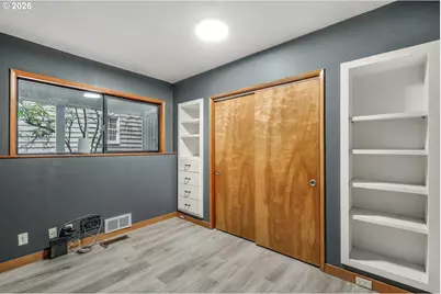 755 SW Chestnut St, Portland, OR 97219 - Photo 25