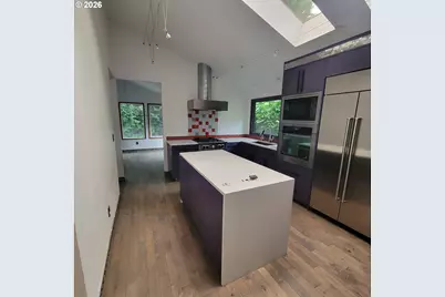 755 SW Chestnut St, Portland, OR 97219 - Photo 13