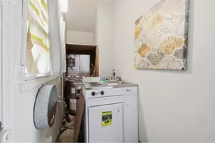 3621 E Amazon Dr, Eugene, OR 97405 - Photo 39