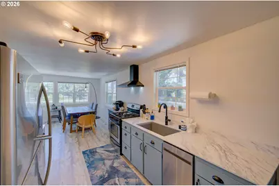 124 E Sitka St, Cannon Beach, OR 97110 - Photo 11