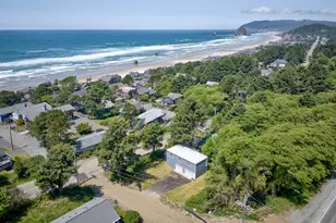 124 E Sitka St, Cannon Beach, OR 97110 - Photo 3