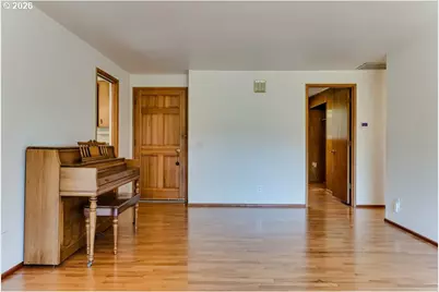 4355 Pearl St, Eugene, OR 97405 - Photo 5