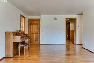 4355 Pearl St, Eugene, OR 97405 - Photo 5