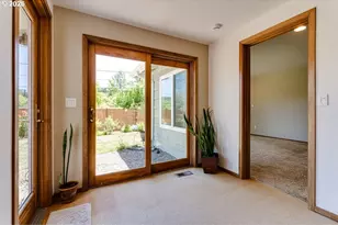 4355 Pearl St, Eugene, OR 97405 - Photo 17