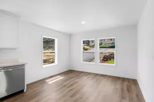 2356 5th St, Columbia City, OR 97018 - Photo 5