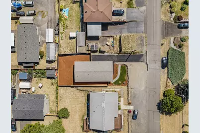 2356 5th St, Columbia City, OR 97018 - Photo 23