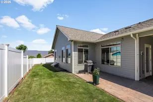 1901 Golden Way, The Dalles, OR 97058 - Photo 47