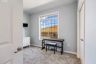 1901 Golden Way, The Dalles, OR 97058 - Photo 9