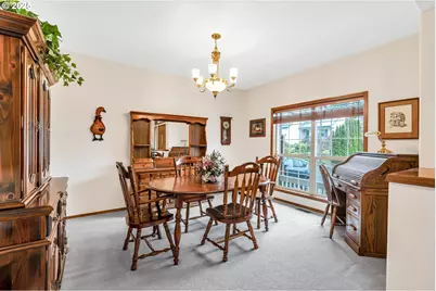 7829 SW 174th Pl, Beaverton, OR 97007 - Photo 9