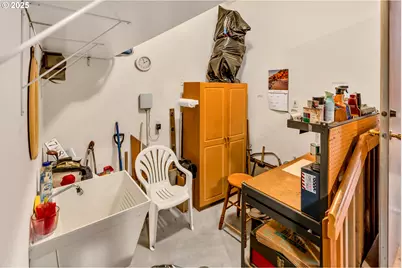 7829 SW 174th Pl, Beaverton, OR 97007 - Photo 35