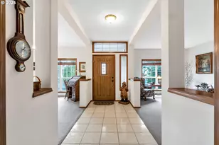 7829 SW 174th Pl, Beaverton, OR 97007 - Photo 5