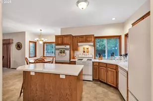 7829 SW 174th Pl, Beaverton, OR 97007 - Photo 17