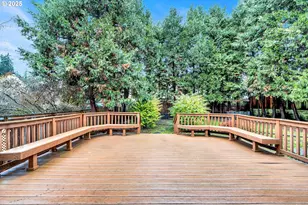 7829 SW 174th Pl, Beaverton, OR 97007 - Photo 37