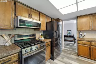 21267 NW Cannes Dr, Portland, OR 97229 - Photo 13