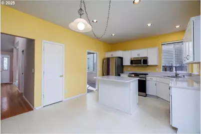 15309 SW Regent Ter, Tigard, OR 97224 - Photo 13
