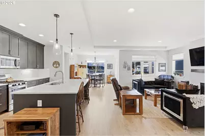 626 SW 49th Dr, Gresham, OR 97080 - Photo 7