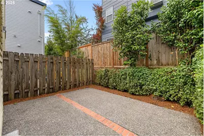 6217 S Virginia Ave, Portland, OR 97239 - Photo 29