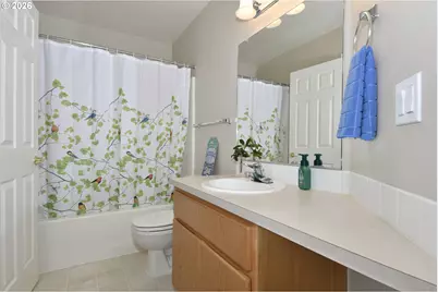 15816 NE Milton Pl, Portland, OR 97230 - Photo 9