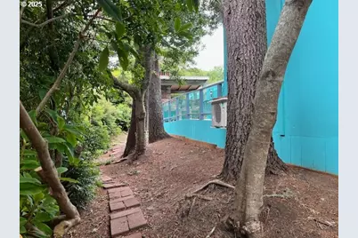 1600 Rhododendron Dr #41, Florence, OR 97439 - Photo 5