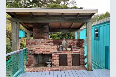 1600 Rhododendron Dr #41, Florence, OR 97439 - Photo 9