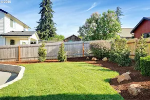 195 Iowa St, Silverton, OR 97381 - Photo 37