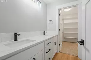 195 Iowa St, Silverton, OR 97381 - Photo 25