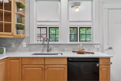 7204 N Mississippi Ave, Portland, OR 97217 - Photo 17
