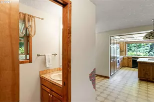 15195 NE Silver Lake Dr, Silverton, OR 97381 - Photo 19