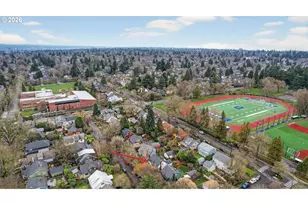 3425 NE Tillamook St, Portland, OR 97212 - Photo 37