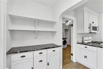 3425 NE Tillamook St, Portland, OR 97212 - Photo 13