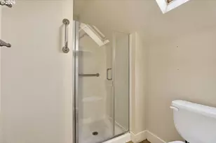 3425 NE Tillamook St, Portland, OR 97212 - Photo 27