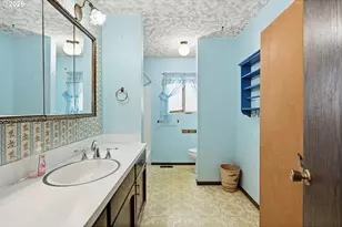 3244 W 7th St, The Dalles, OR 97058 - Photo 23