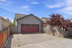 1701 Webb Lake Dr, Silverton, OR 97381 - Photo 3