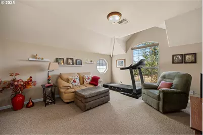 425 Cross Creek Dr, Roseburg, OR 97471 - Photo 33