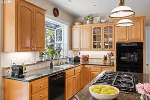 425 Cross Creek Dr, Roseburg, OR 97471 - Photo 11