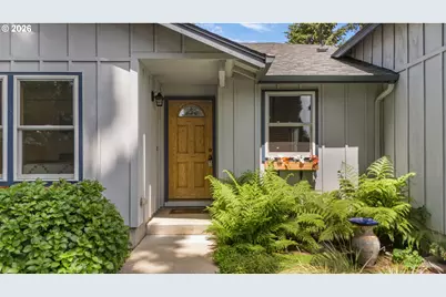325 Bushnell Ln, Eugene, OR 97404 - Photo 3