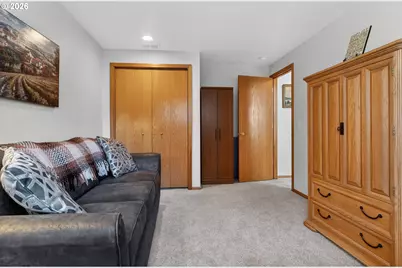 325 Bushnell Ln, Eugene, OR 97404 - Photo 21