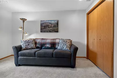 325 Bushnell Ln, Eugene, OR 97404 - Photo 19