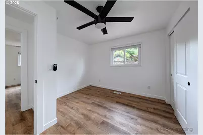 5714 NE Ainsworth St, Portland, OR 97218 - Photo 11